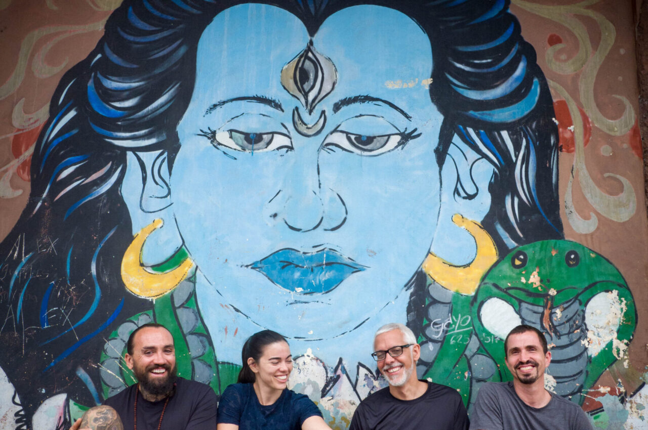 Los profes de Yoga Mandir